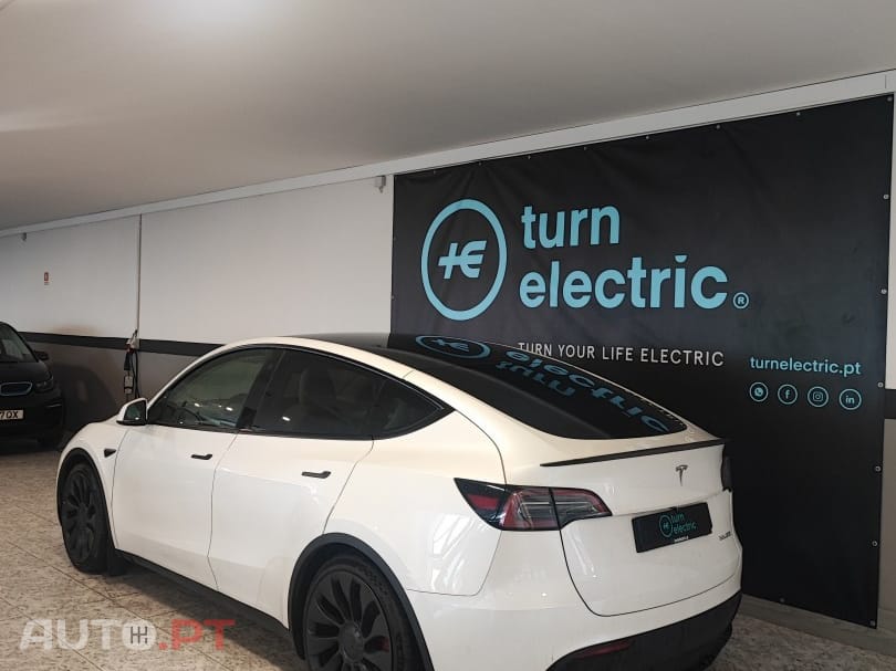 Tesla Model Y Performance Tração Integral