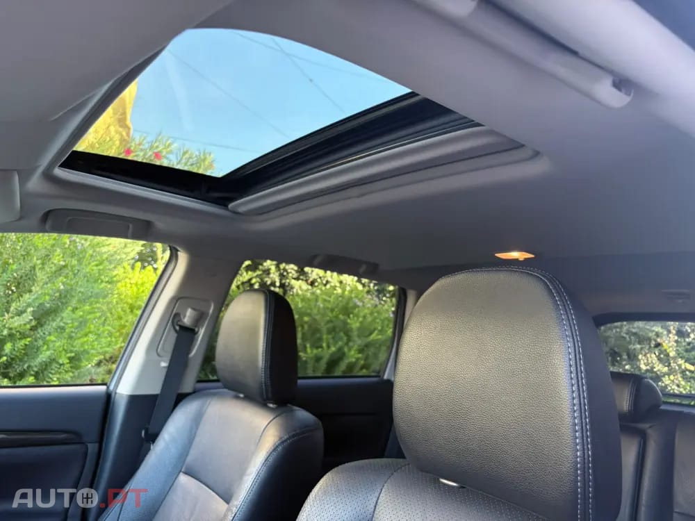 Mitsubishi Outlander 2.2 DI-D Instyle Navi