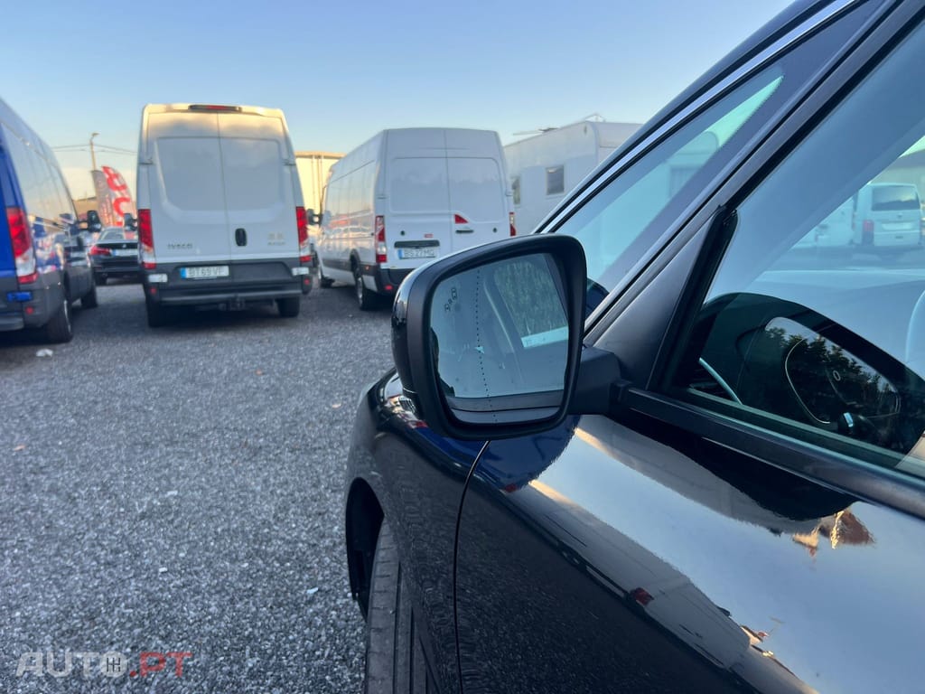 Renault Scénic 1.6 dCi Confort 7 LUGARES