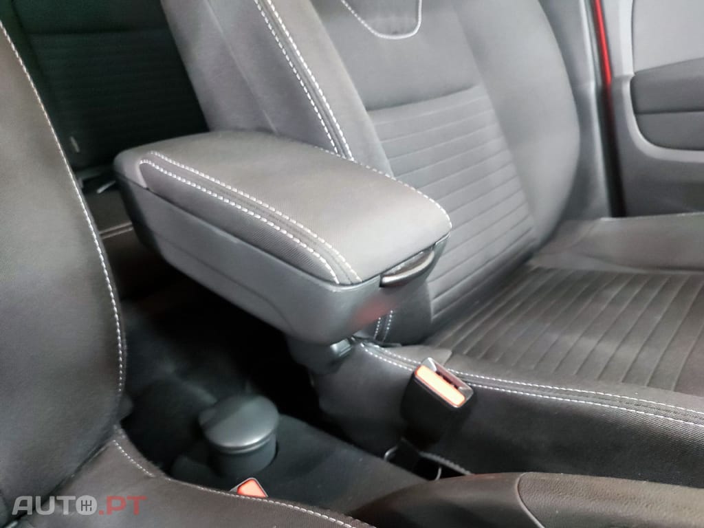 Renault Clio Limited