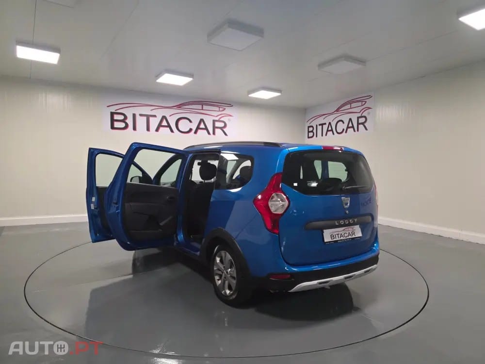 Dacia Lodgy 1.5 dCi Stepway 7L