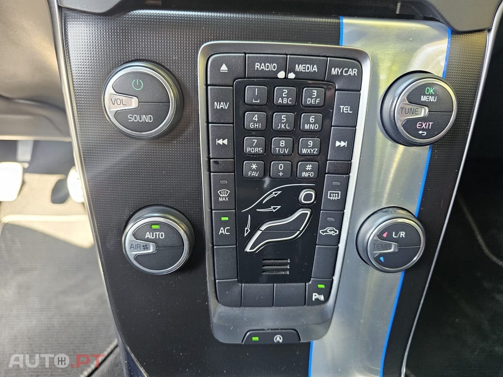 Volvo V40 1.6 D2 R-Design Momentum