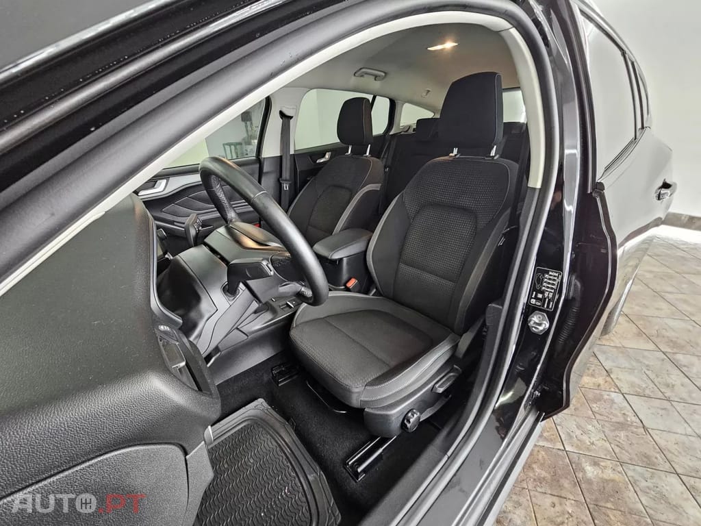 Ford Focus SW 1.0 EcoBoost Connected