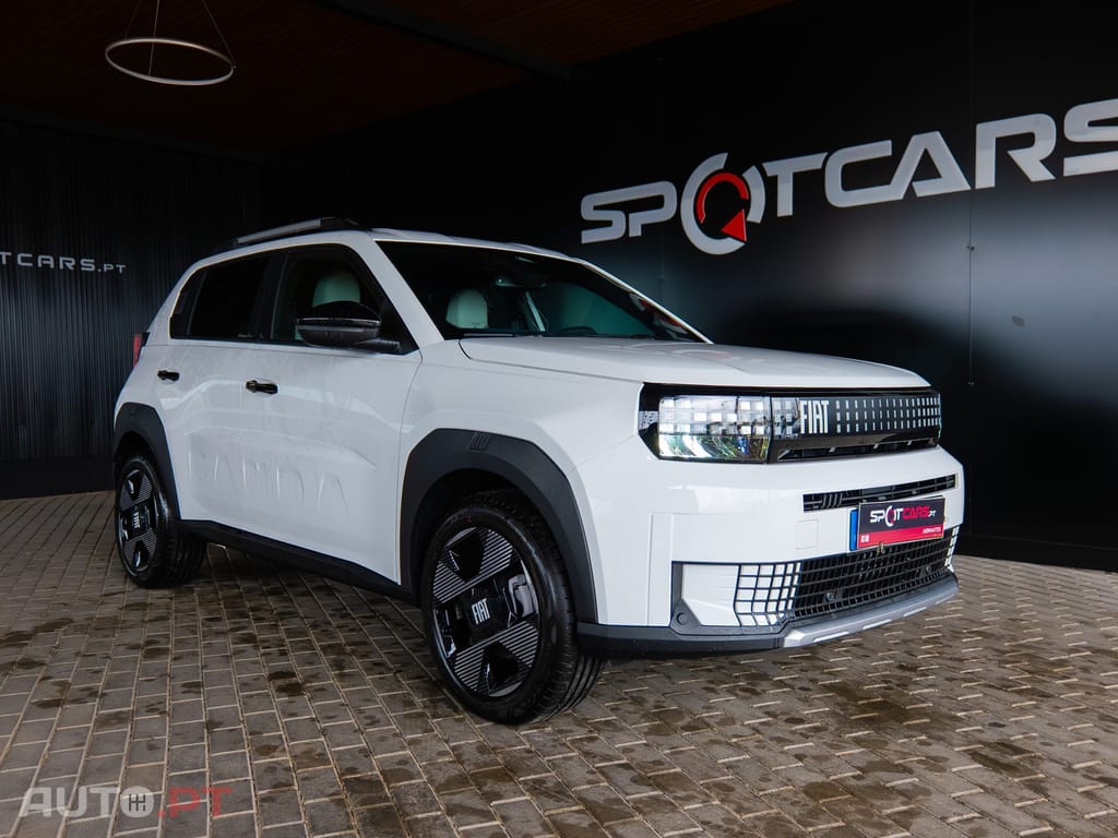 Fiat Grande Panda 1.2 Hybrid La Prima eDCT