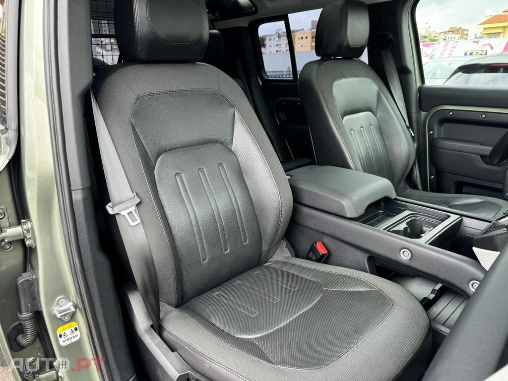 Land Rover Defender 2.0 D 110 AWD S