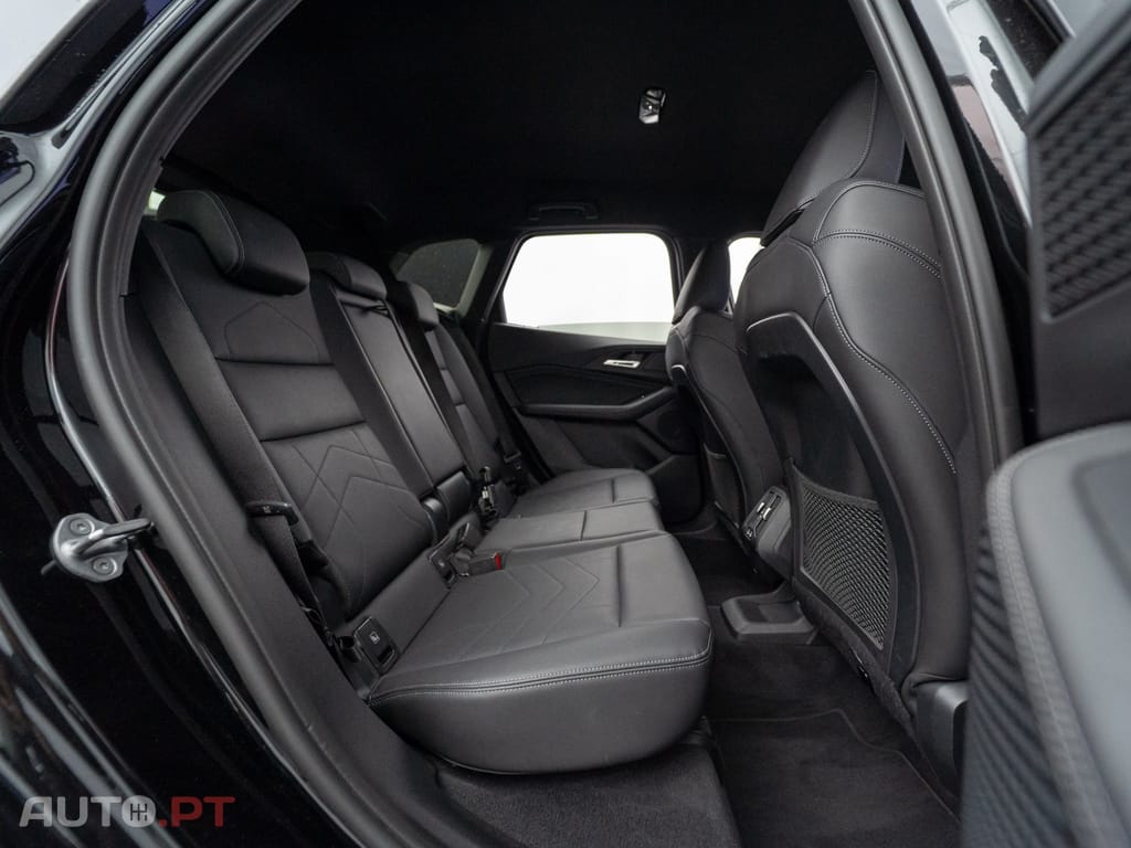 BMW 218 d Pack Desportivo M Auto
