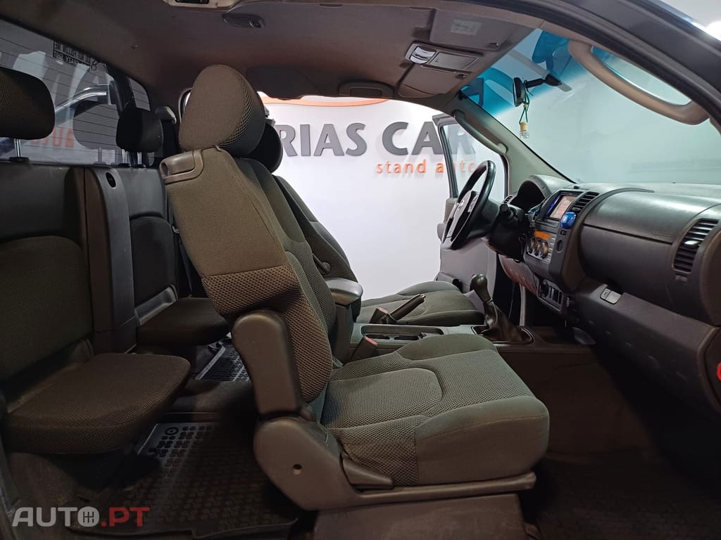 Nissan Navara 2.5 dCi KC SE Comfort