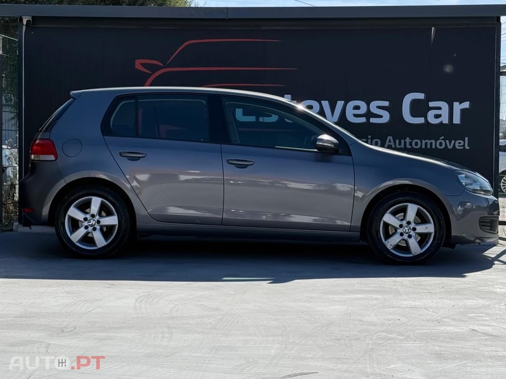 Volkswagen Golf 1.6 TDi Confortline