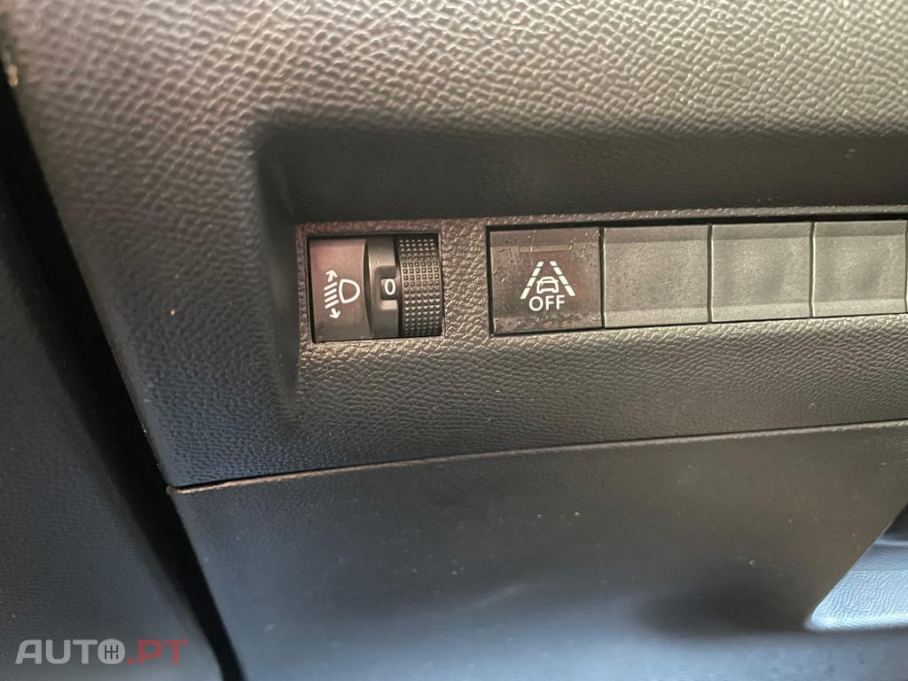 Peugeot 2008 1.2 PureTech Allure Pack EAT8
