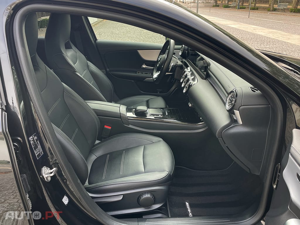 Mercedes-Benz A 250 e 8G-DCT AMG Line