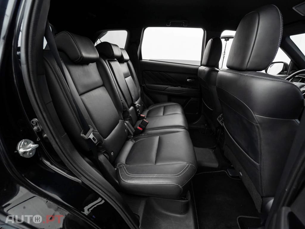 Mitsubishi Outlander 2.4 Instyle