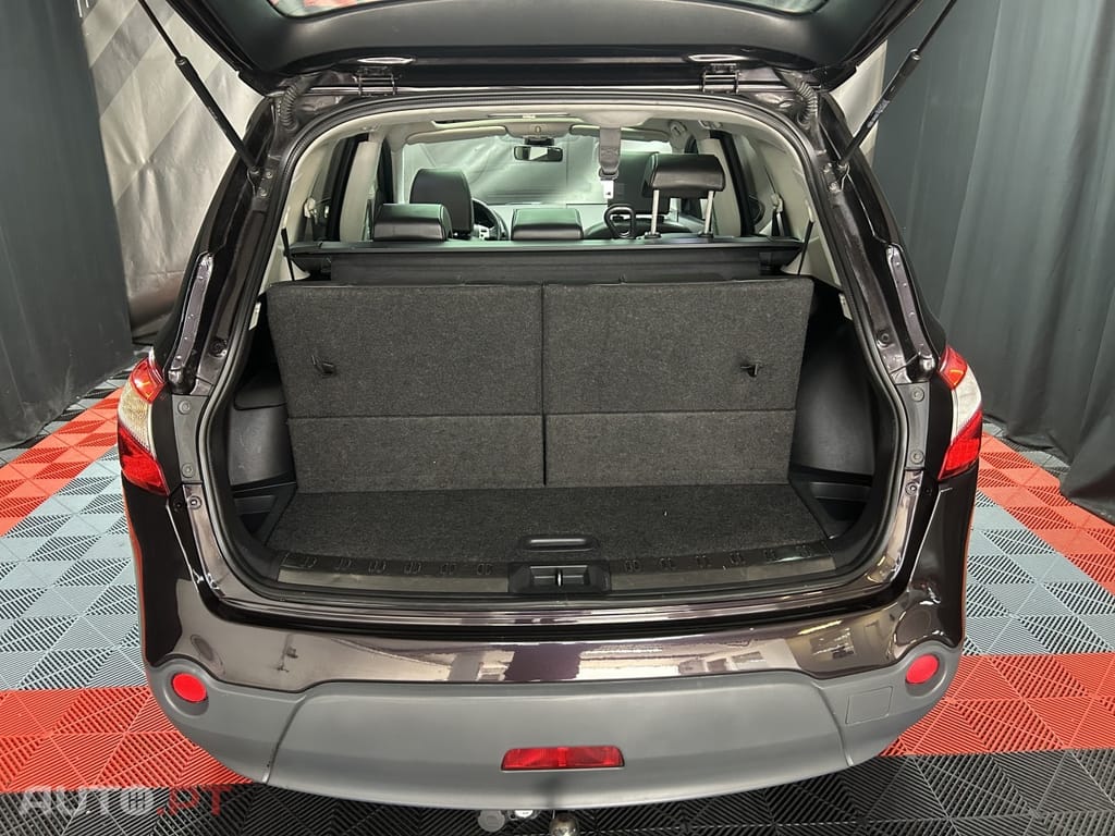Nissan Qashqai +2 2.0 dCi Tekna Pele Preto — fotografia 7