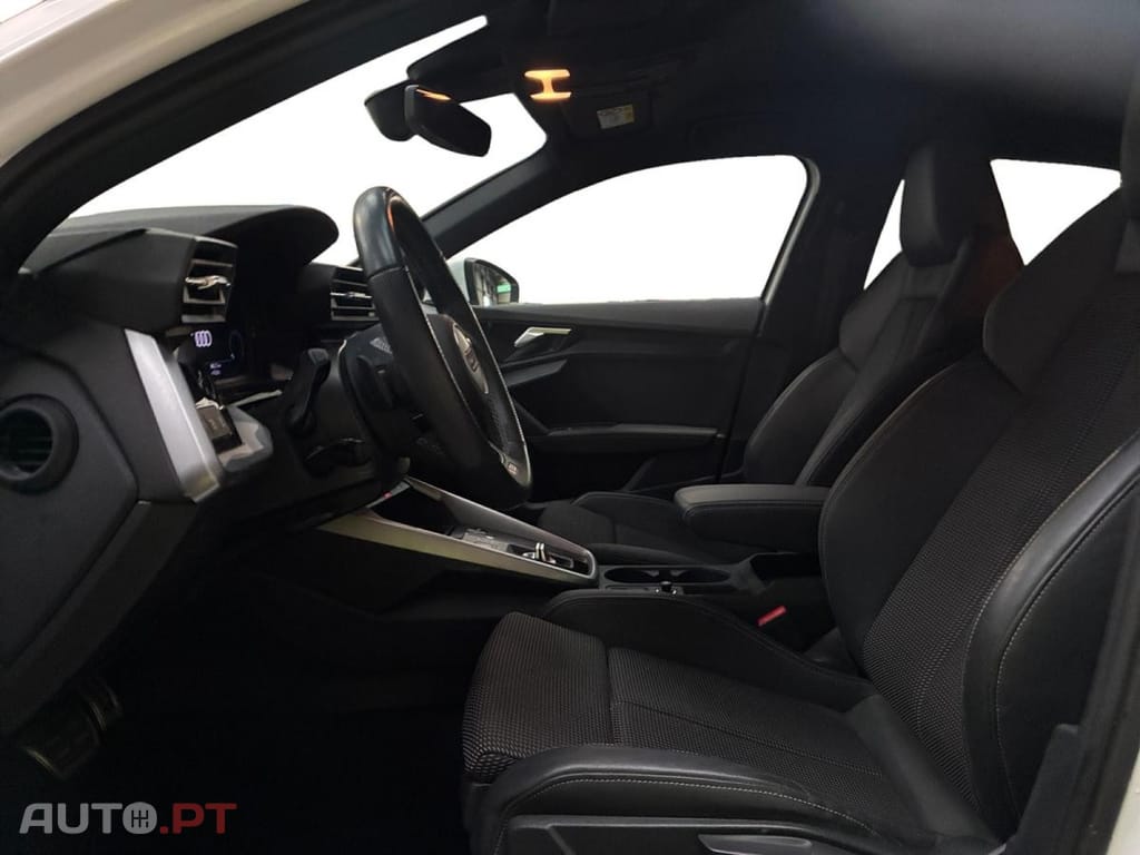 Audi A3 Sportback 30 TDI S line S tronic