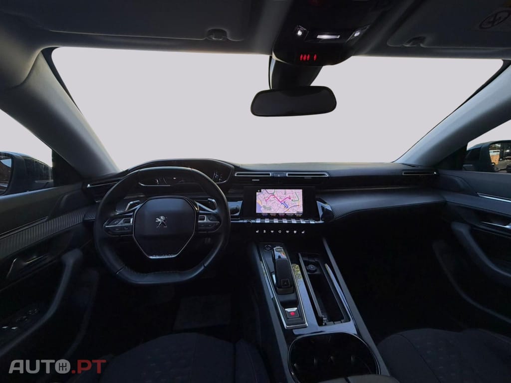 Peugeot 508 SW 1.2 EAT8 Business — fotografia 10