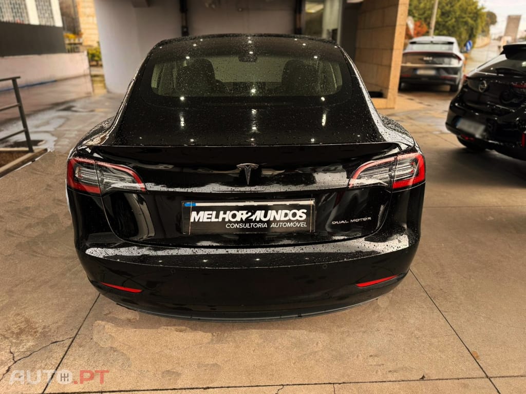 Tesla Model 3 Long-Range Dual Motor AWD