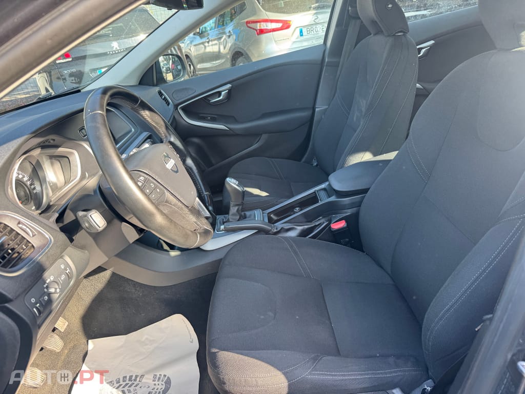 Volvo V40 1.6 D2 Kinetic