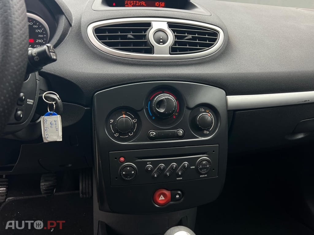 Renault Clio 1.2 16V Confort