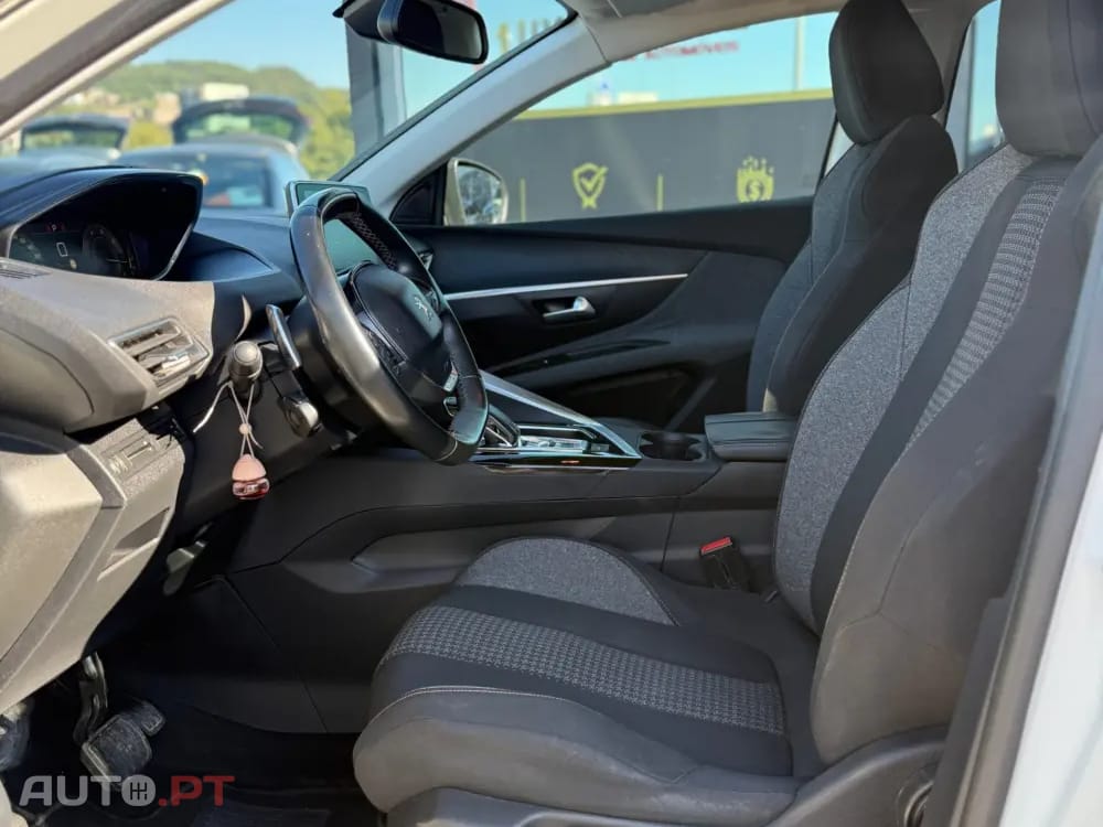 Peugeot 3008 1.6 BlueHDi Allure Grip Control EAT6