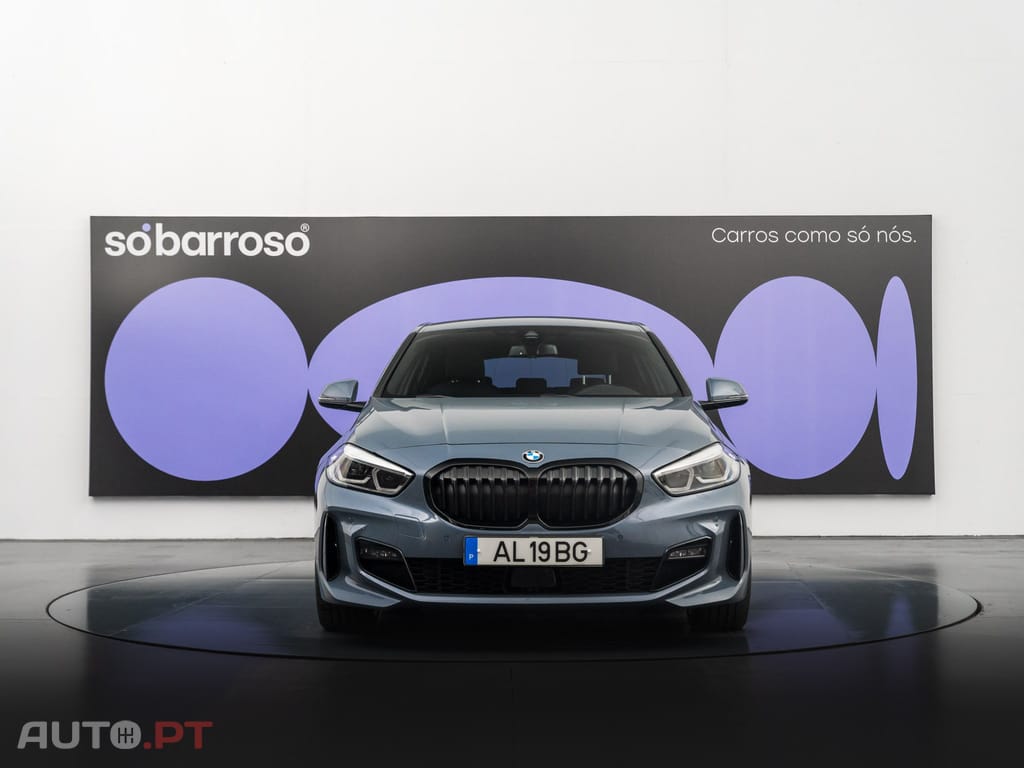 BMW 118 i Pack Desportivo M Auto