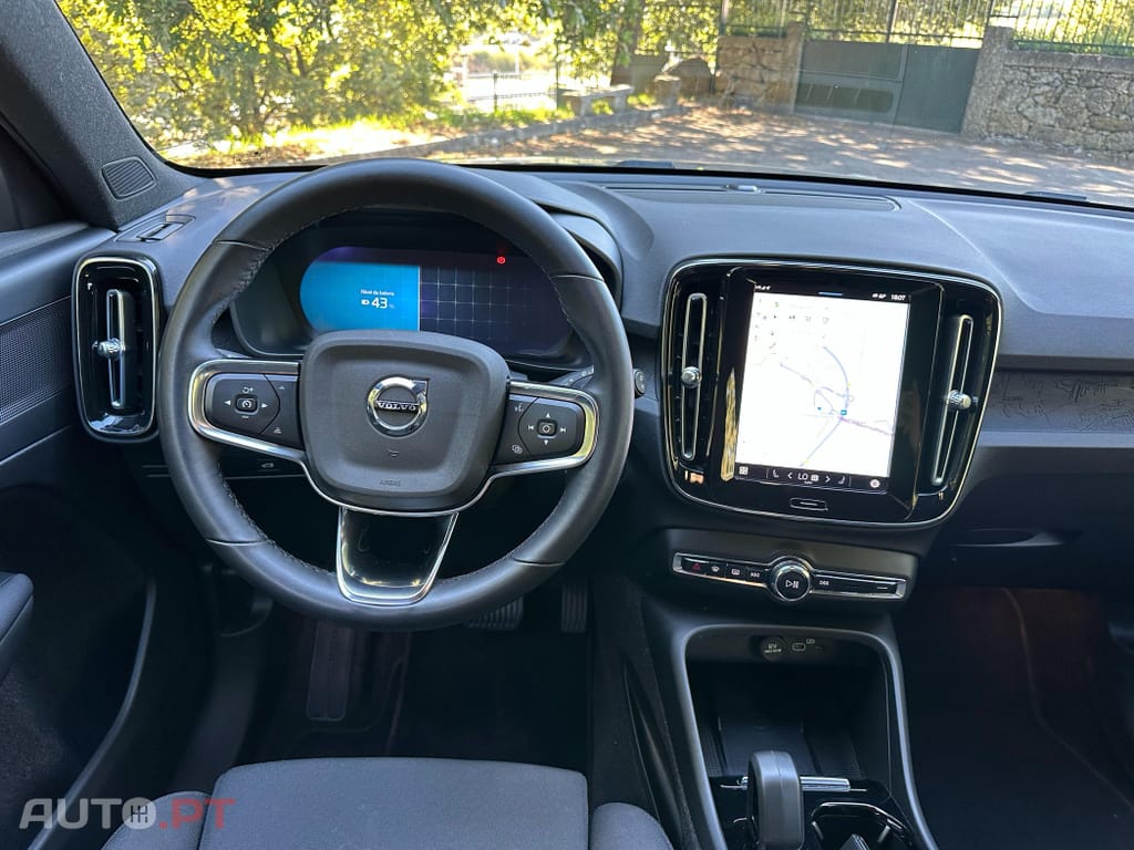 Volvo XC40 Recharge Plus