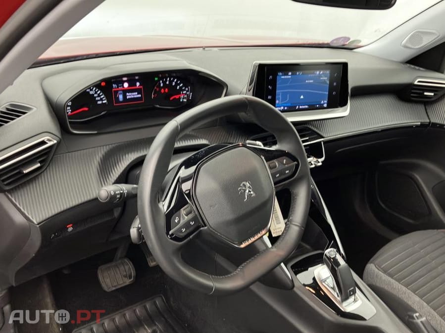 Peugeot 2008 1.2 PureTech Active Pack EAT8
