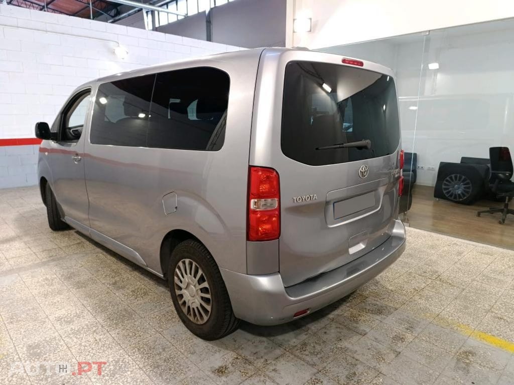 Toyota Proace Verso 2.0 D-4D L1 1.0T Comfort 9L