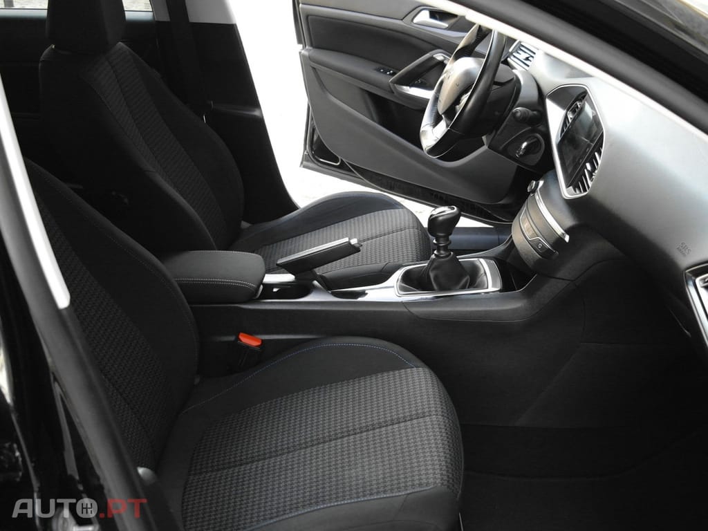 Peugeot 308 1.2 PureTech Style