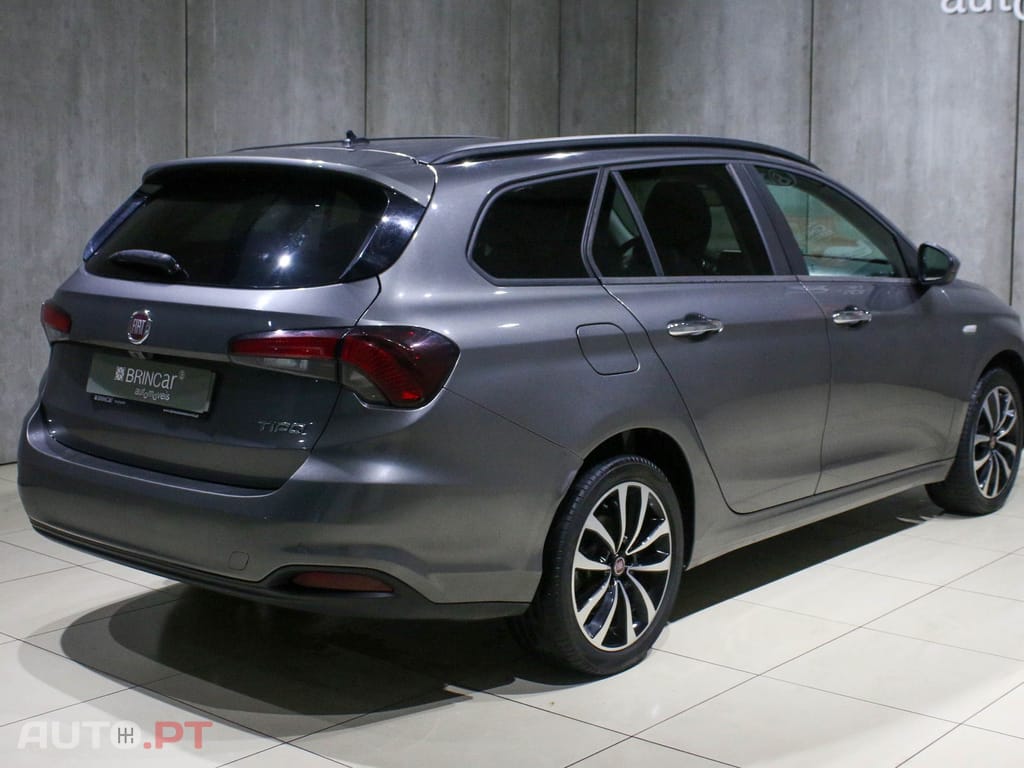 Fiat Tipo 1.3 M-Jet Lounge Tech