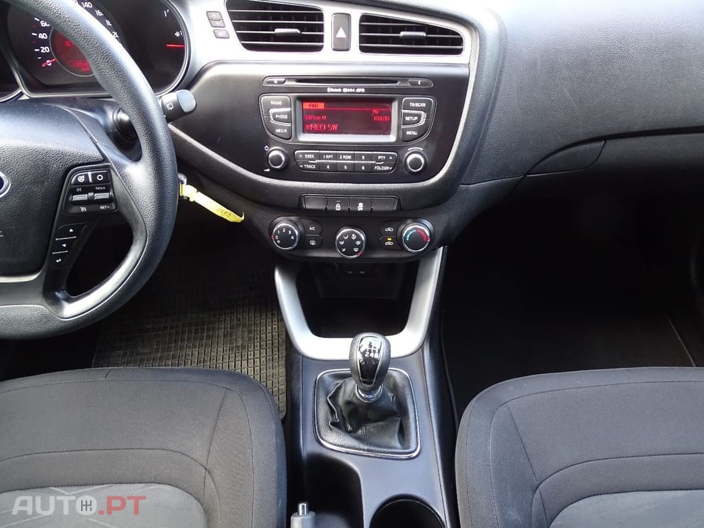 Kia Ceed 1.6 CRDi Urban