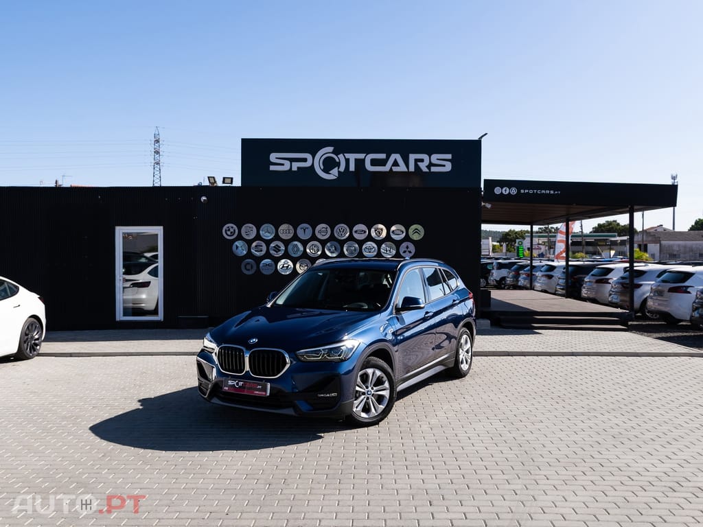 BMW X1 xDrive25e Advantage — fotografia 2