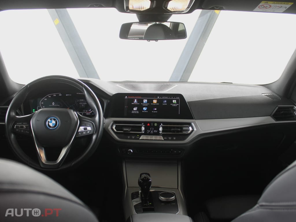 BMW 320 e Corporate Edition Auto