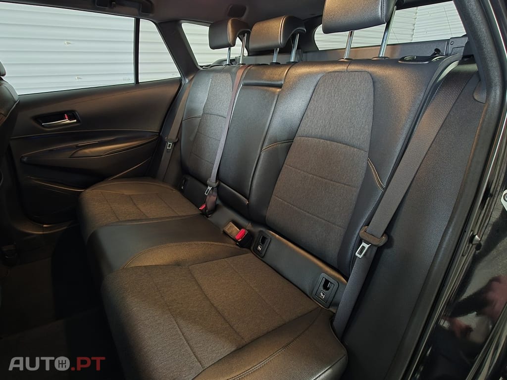 Toyota Corolla Touring Sports 1.8 Hybrid Comfort+P.Sport