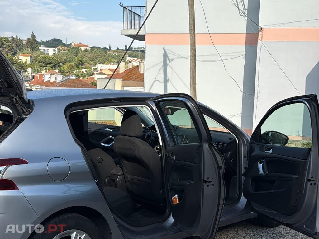 Peugeot 308 PureTech