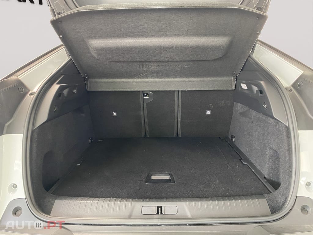 Peugeot 3008 1.2 Hybrid Allure e-DCS6