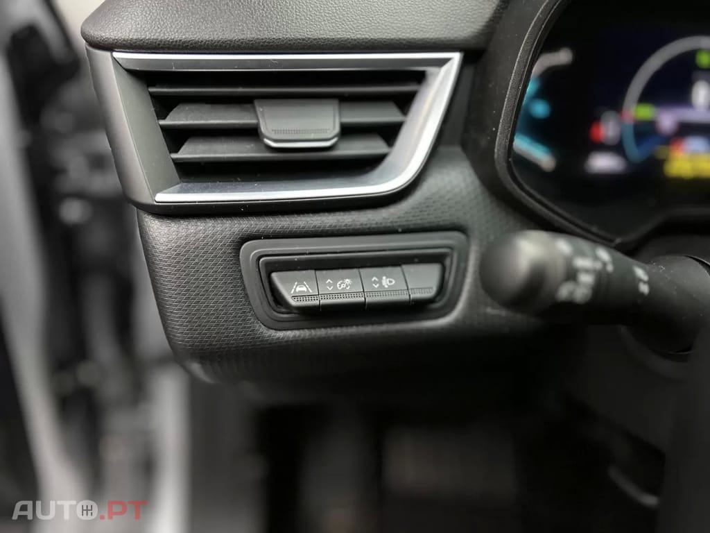 Renault Clio other_Outro