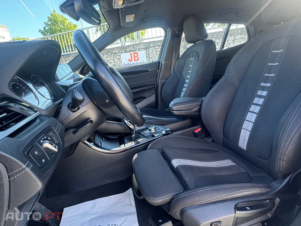 BMW X2 18 d sDrive Auto