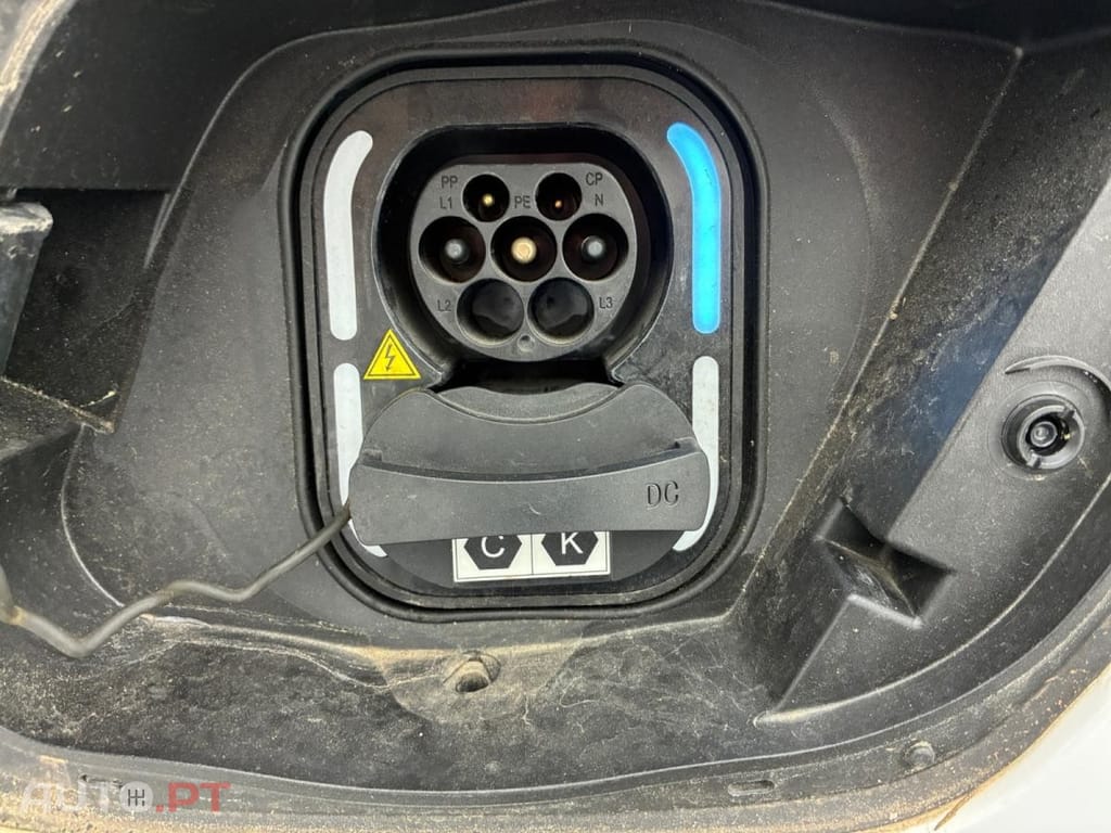 MG MG4 51 kWh Standard