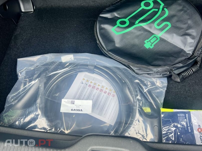 Volvo EX30 69 kWh Single Motor Extended Range Core