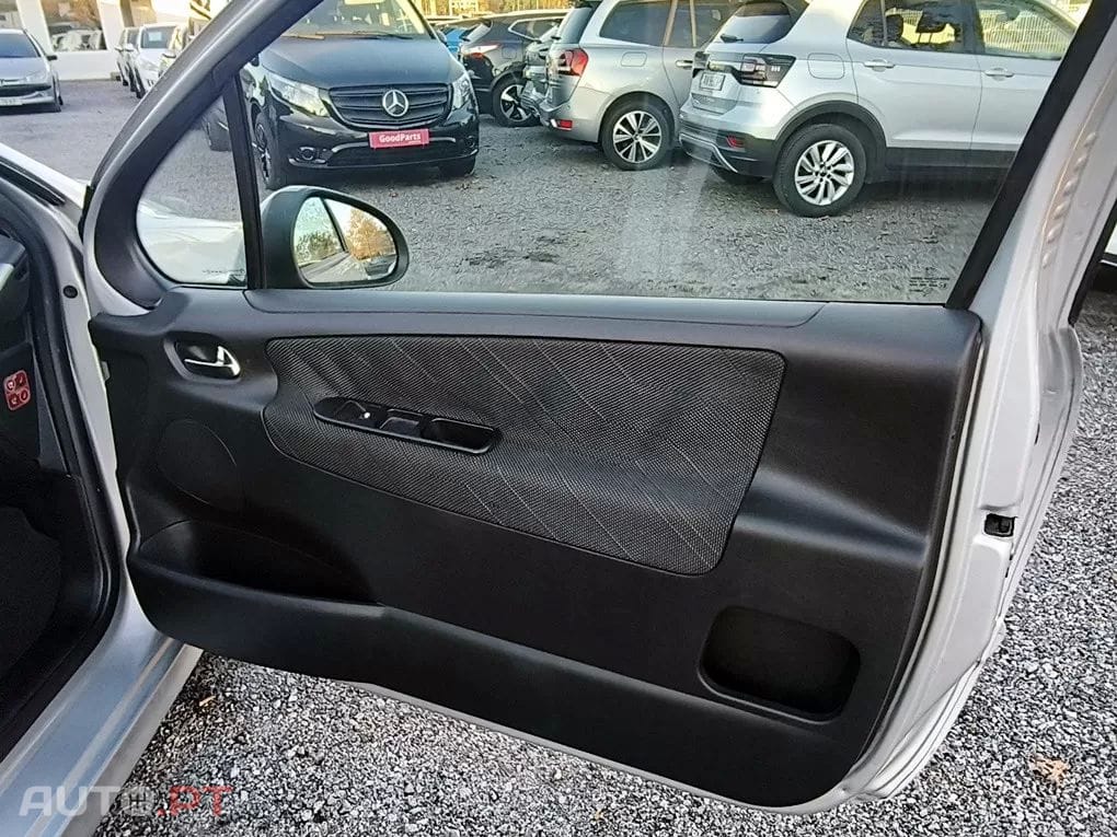 Peugeot 207  1.6 HDI SPORT VAN