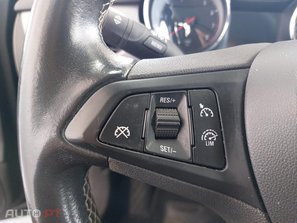 Opel Astra 1.0 Turbo S&S Edition