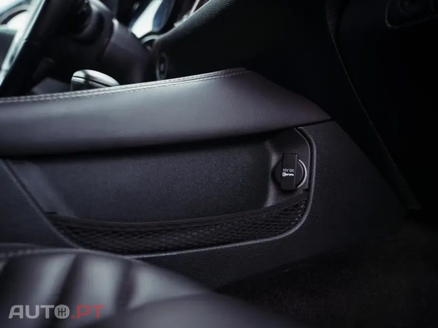 Dodge Challenger Auto SXT Plus