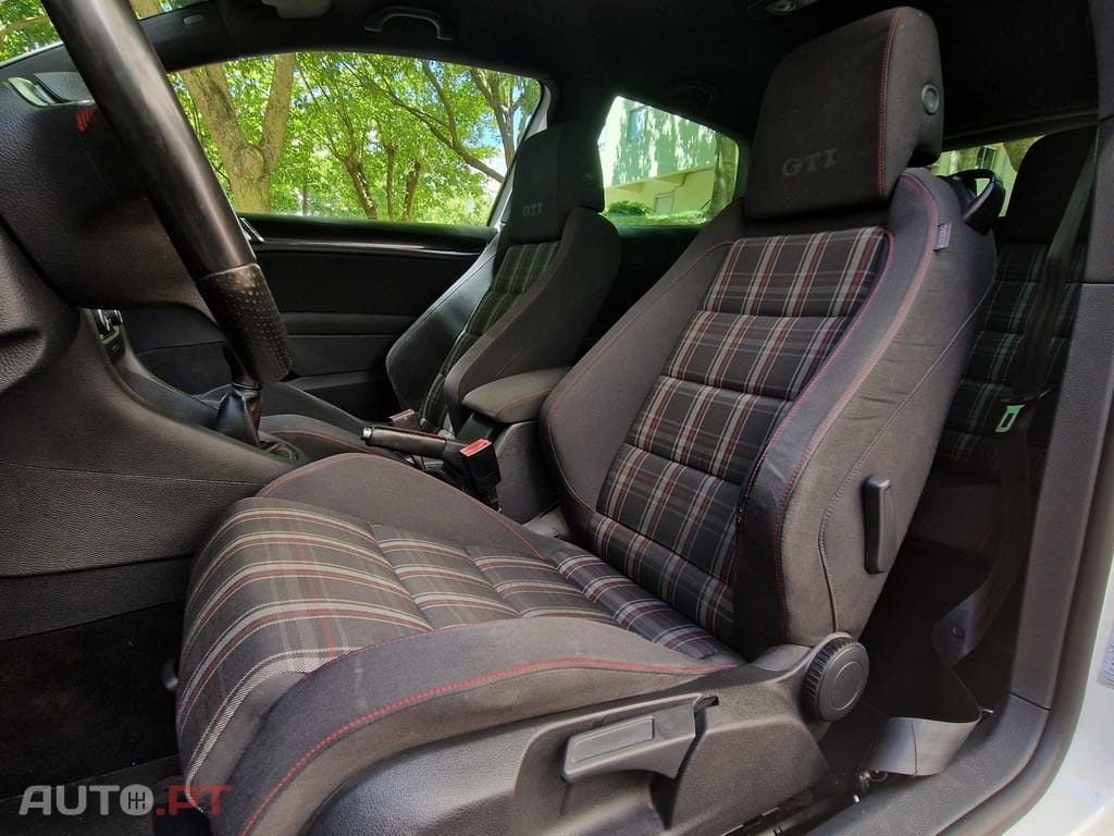 Volkswagen Golf 2.0 TSi GTi