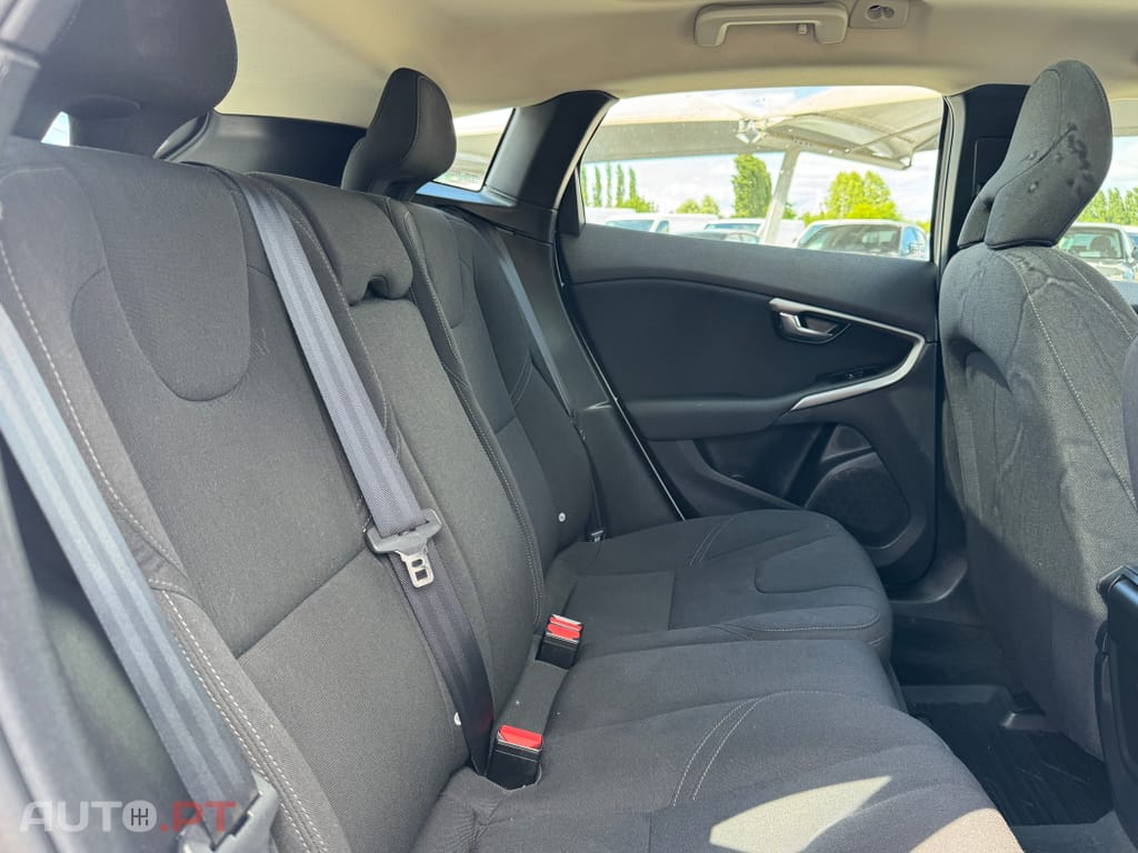 Volvo V40 1.6 D2 Kinetic