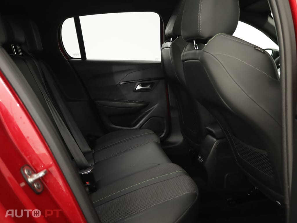 Peugeot 208 208 1.2 PureTech GT EAT8