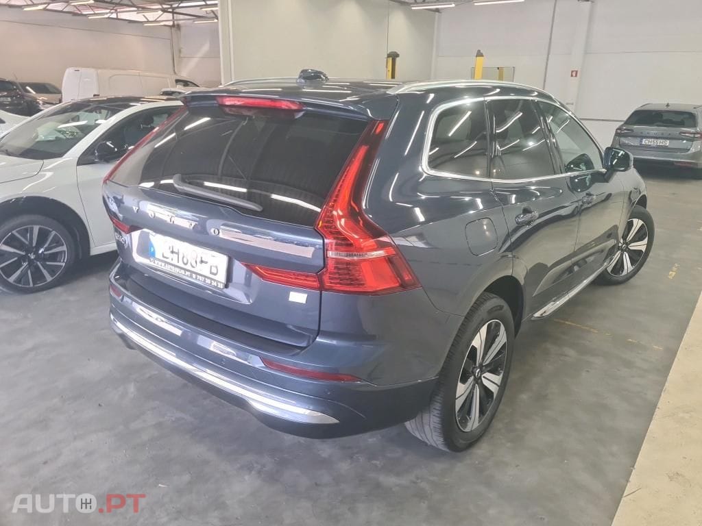 Volvo XC60 2.0 T6 PHEV Plus Bright AWD