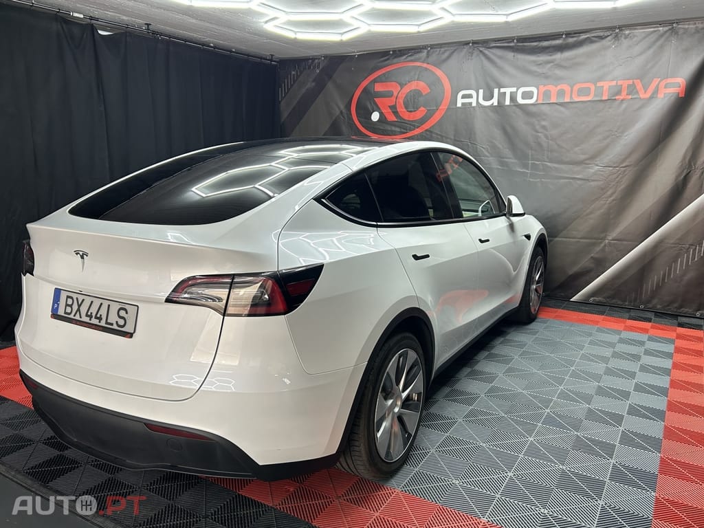 Tesla Model Y Tração Traseira