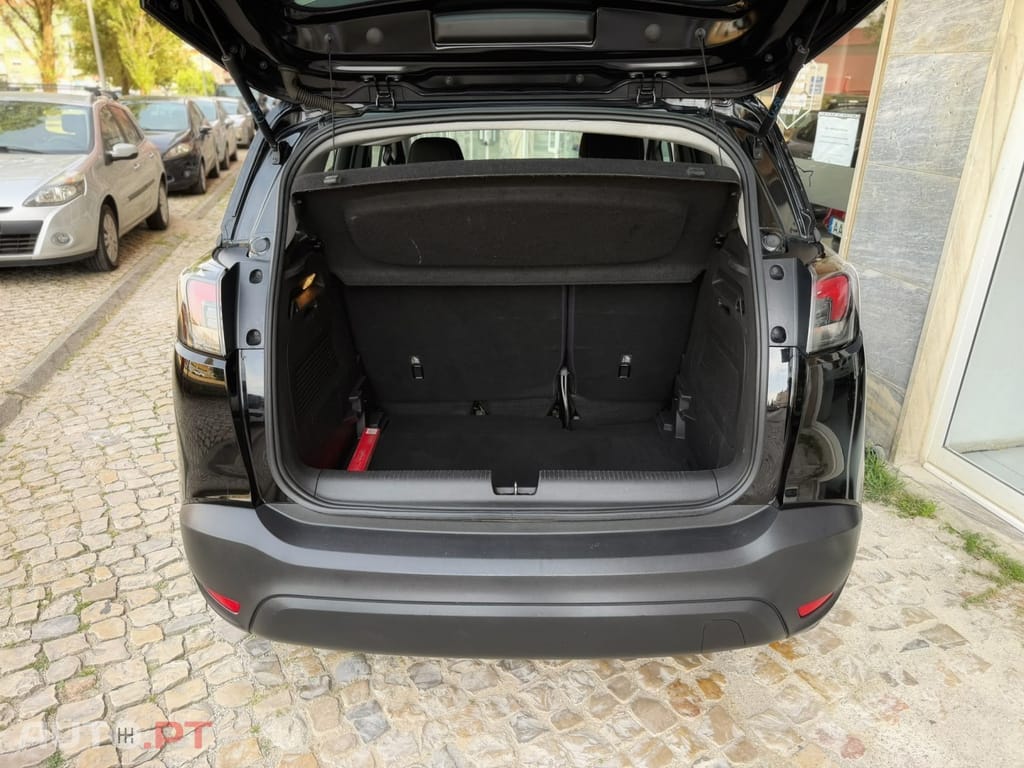 Opel Crossland 1.2 T Elegance