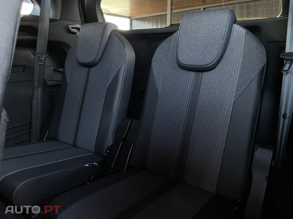 Peugeot 5008 1.2 PureTech Allure Pack EAT8