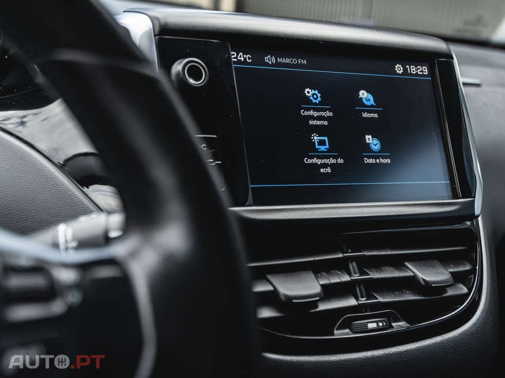 Peugeot 208 1.6 BlueHDi Style
