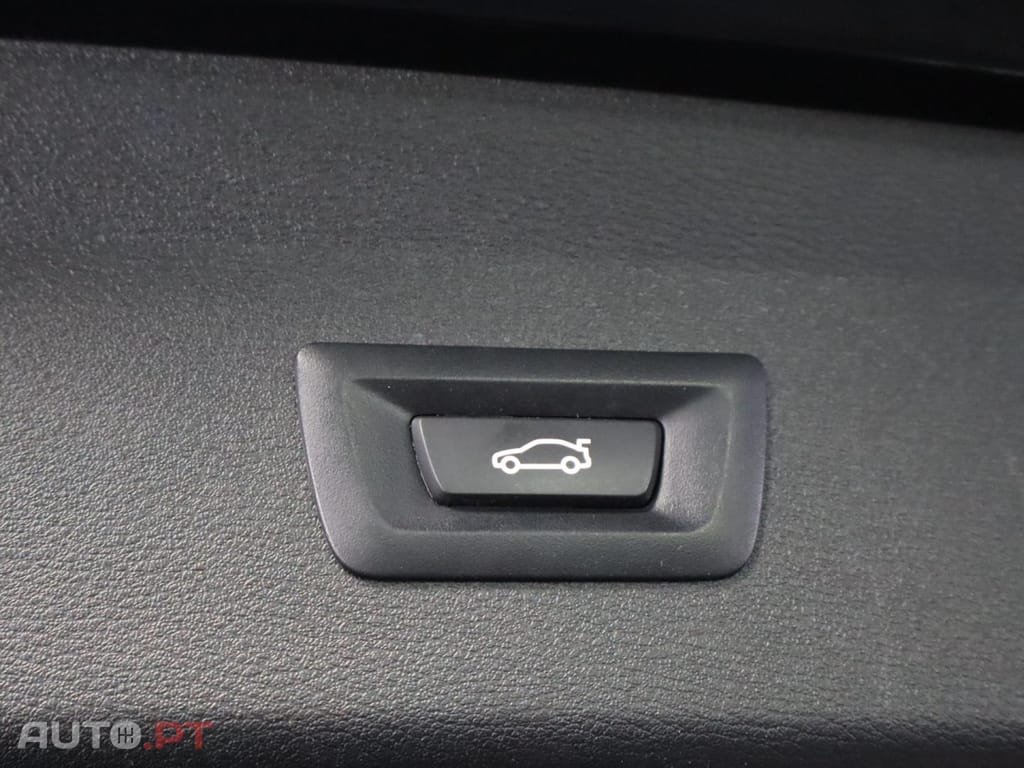 BMW X1 xDrive25e Business Advantage